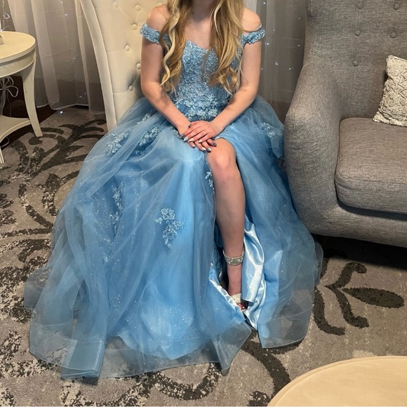 Prom Dress - Picture 3 of 3